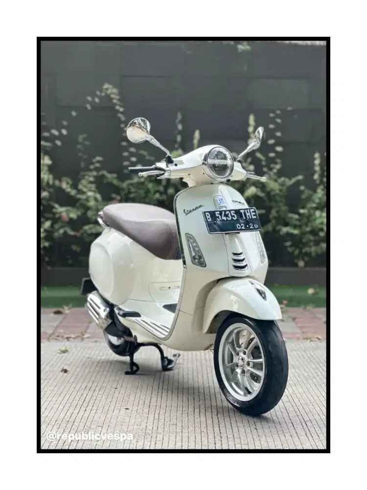 JUAL VESPA PRIMAVERA 150 IGET ABS LED THN 2020 PERFEC CONDITION