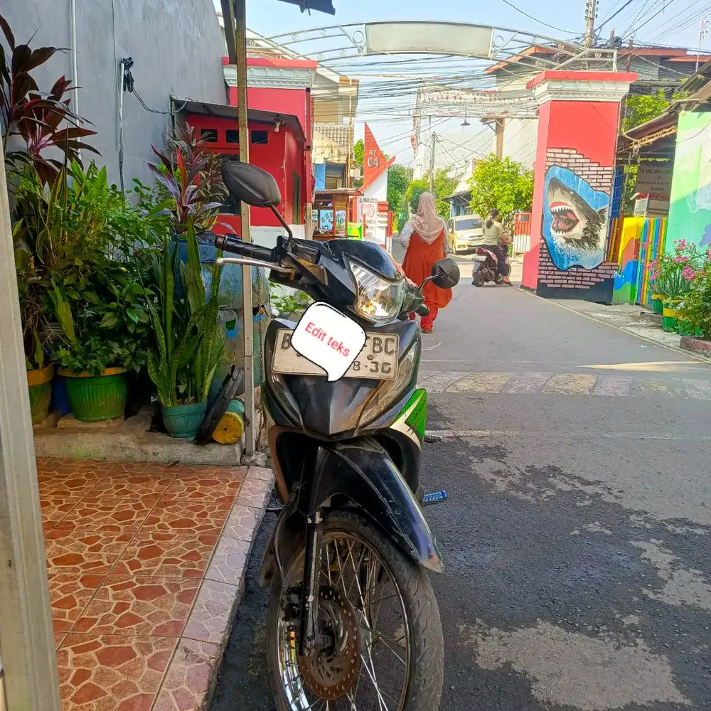 Honda Revo Fit Injeksi Tahun 2015 Warna Hitam