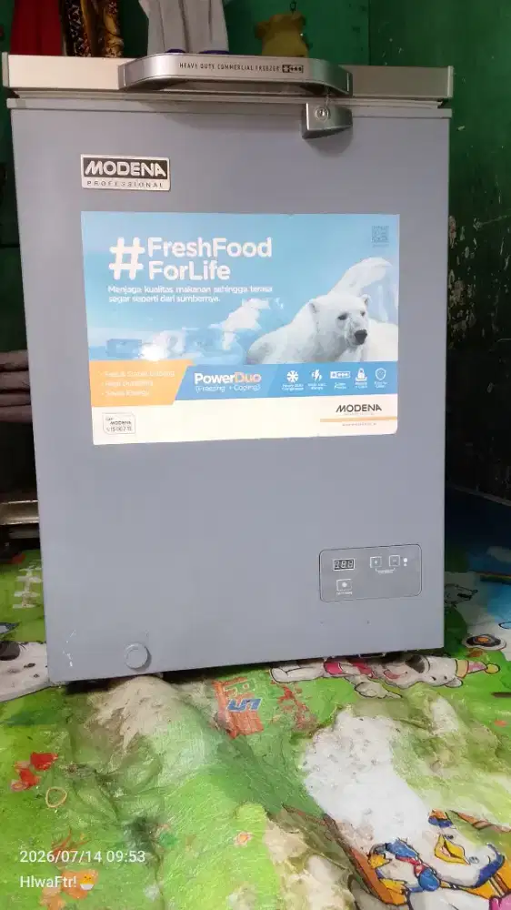 Freezer box merk modena kapasitas 100L