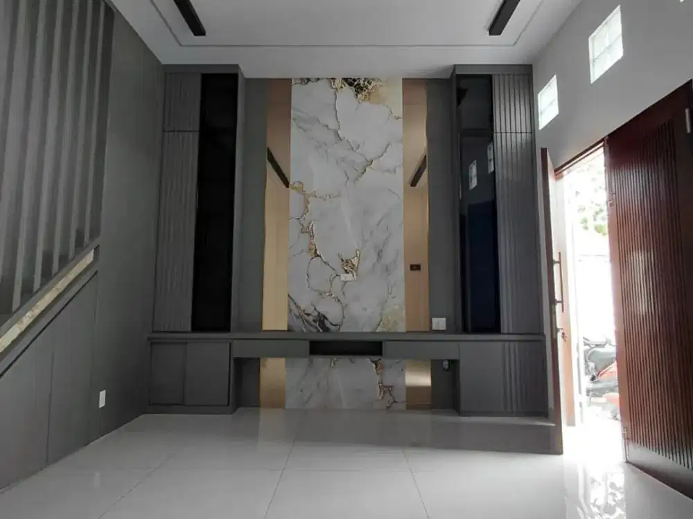 RUMAH 2 LANTAI SIAP HUNI