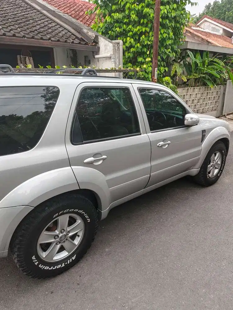 Ford Escape 2010 Bensin