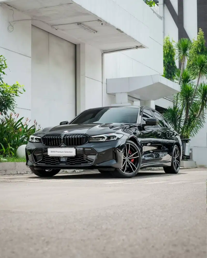 2024 BMW 330i 2.0 M Sport Pro Sedan FLASH SALE KM RENDAH HOT ITEM