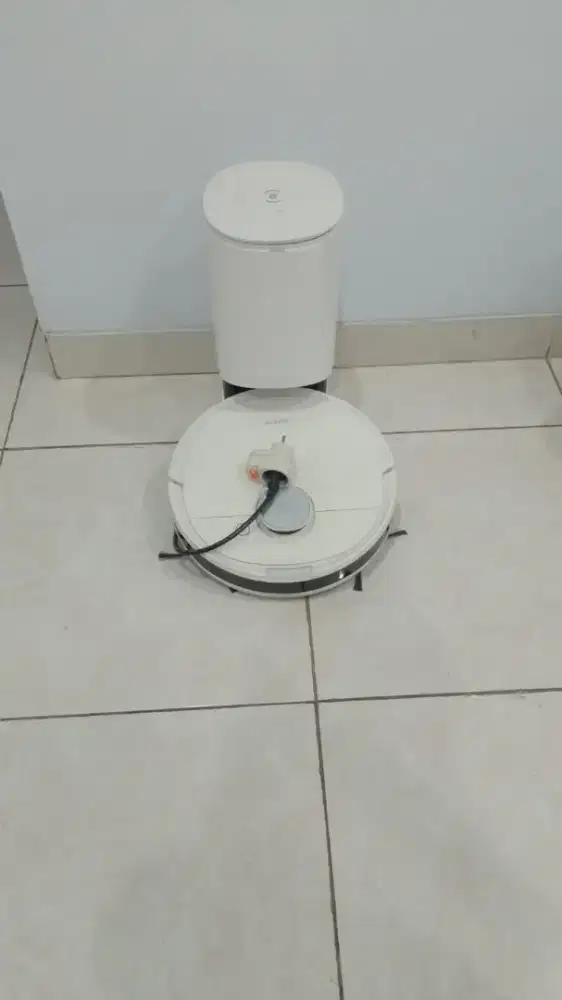Robot Vacuum merk ECOVACS N10