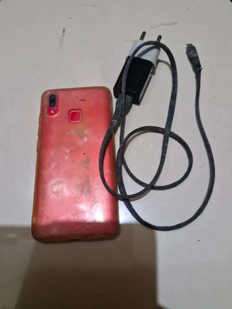 Handphone vivo kondisi mulus