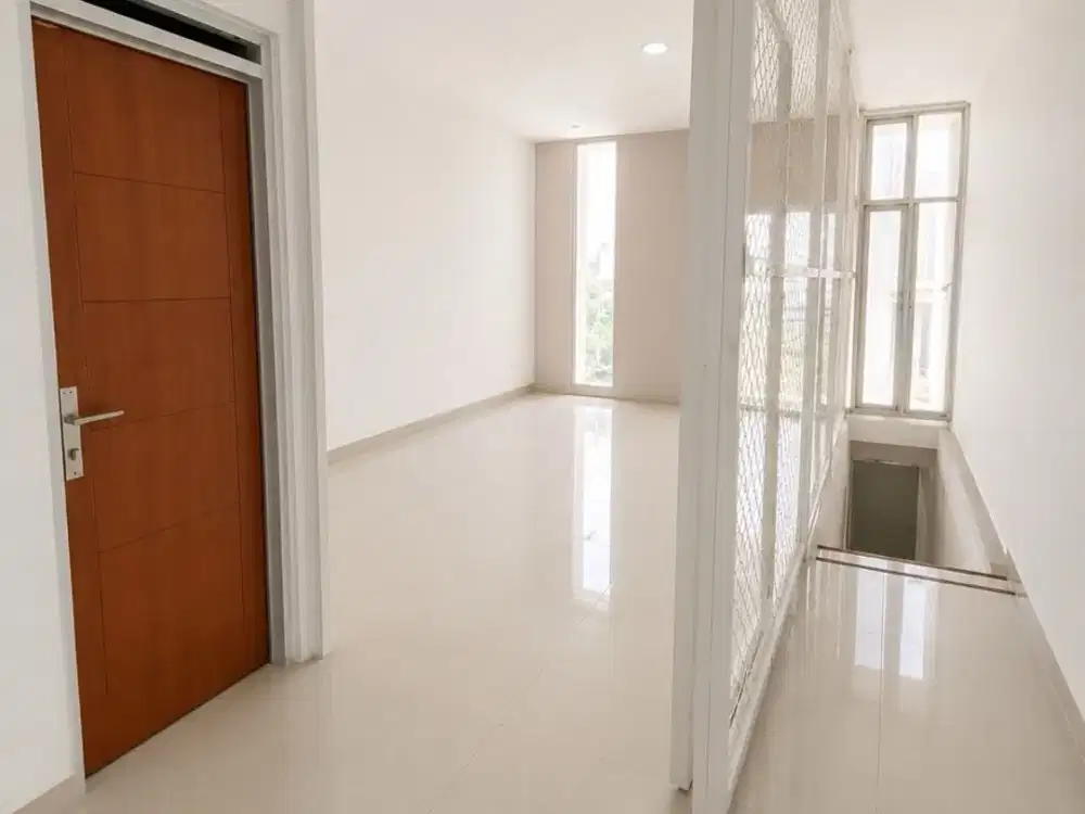 DIJUAL RUKO 2 LANTAI  DAERAH GUNUNG BATU BANDUNG  TOL PASTEUR GATEWAY