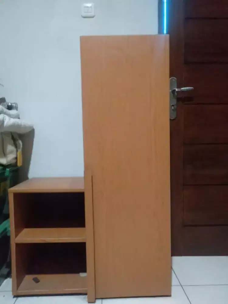 Lemari Kayu Multifungsi