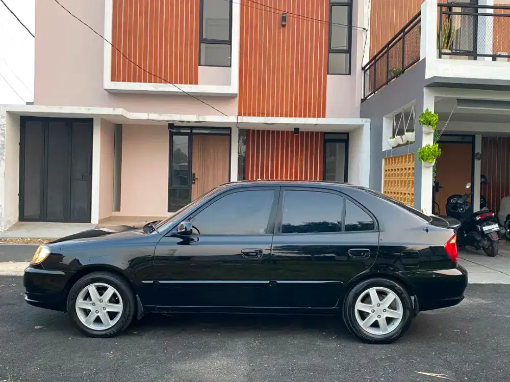 Dijual Hyundai Grand Avega 1.5 MT 2008