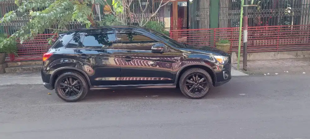 Mitshubisi outlander sport 2.0