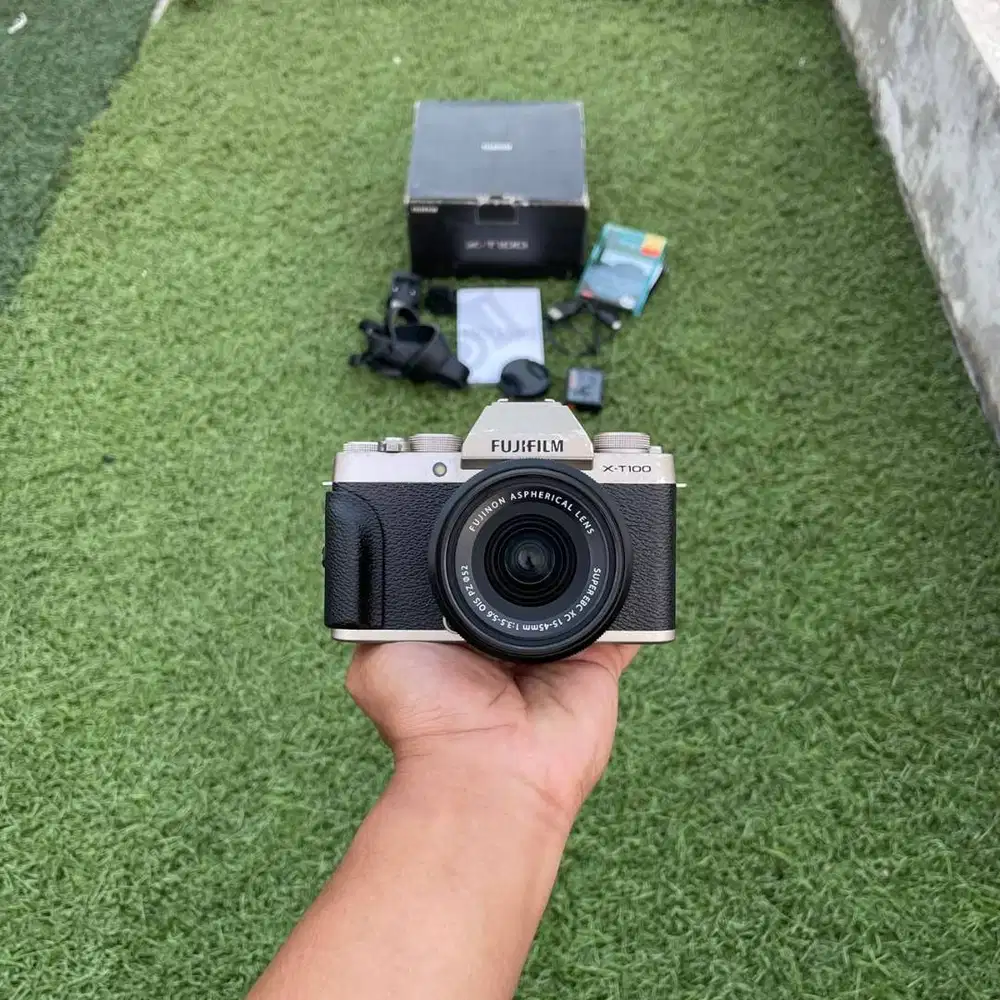 Mirrorless Fujifilm X-T100 Fullset Dus Box