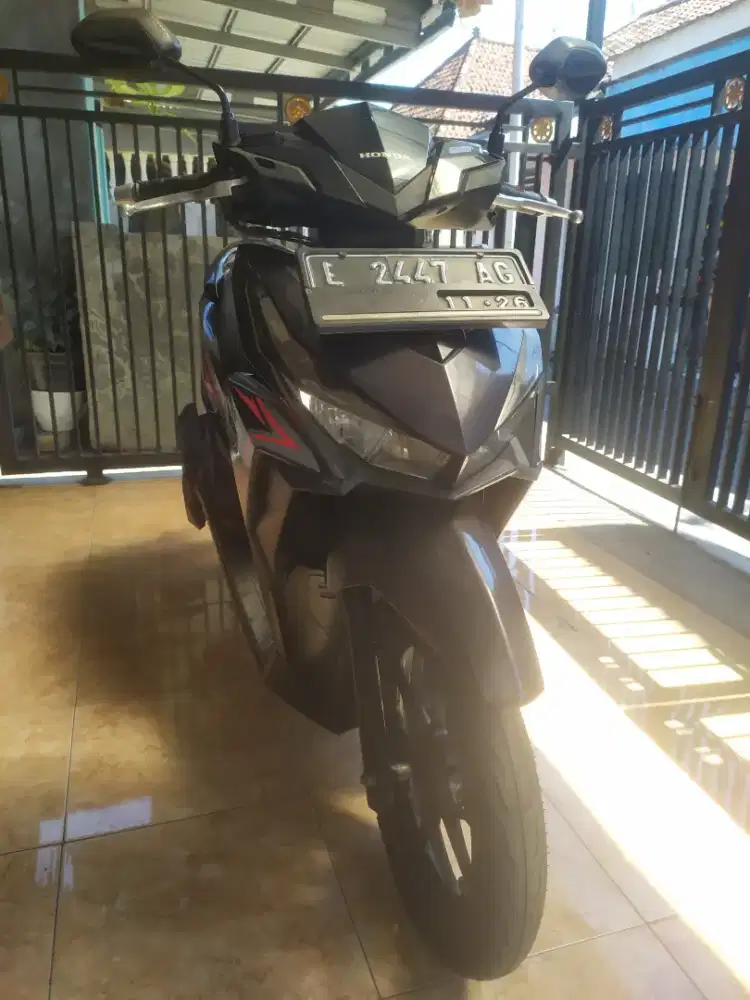Honda Vario 125 LED Tahun 2016 Akhir Plat L Surabaya Lengkap Hidup