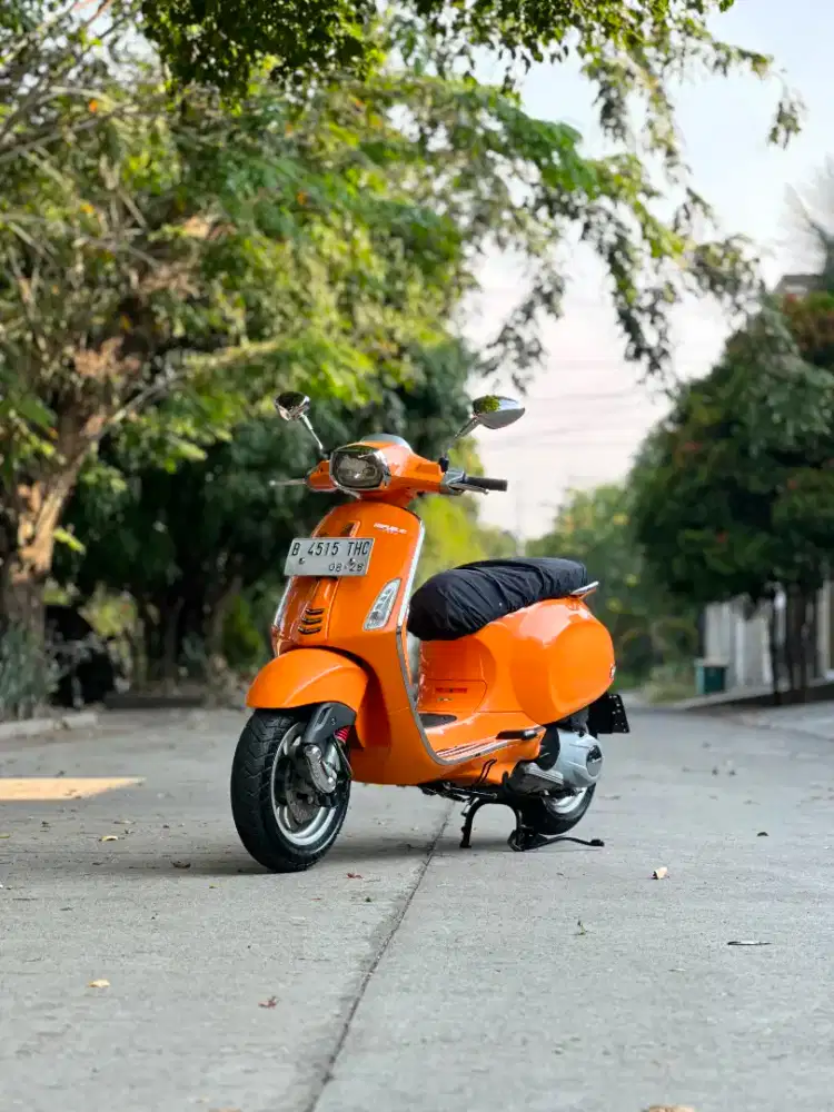 DIJUAL PIAGGIO VESPA SPRINT 150 3V TH 2015 PERFECT CONDITION