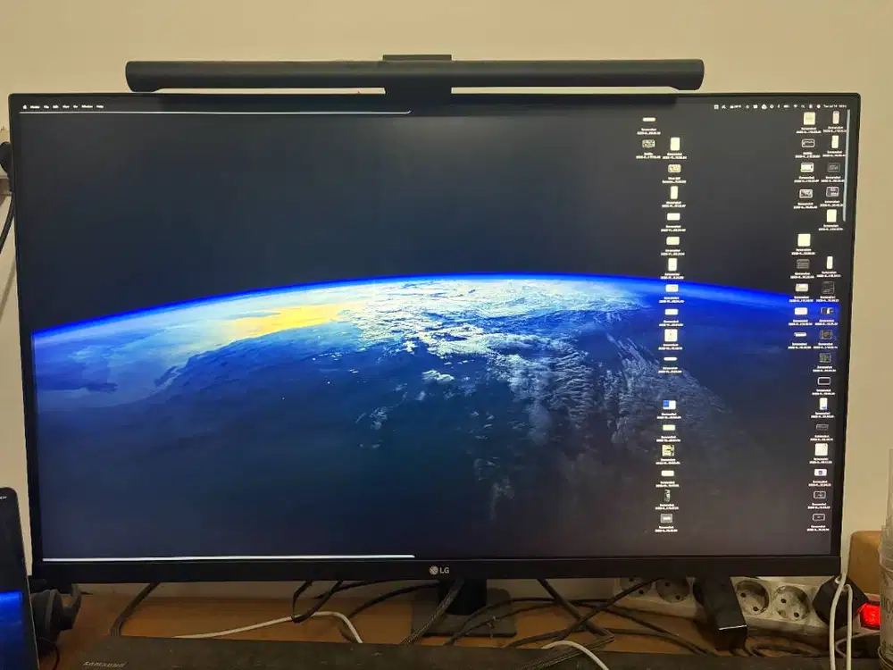 Jual Monitor LED LG ULTRAFINE 32UN880 with ergonomic stand 32 IPS 4K