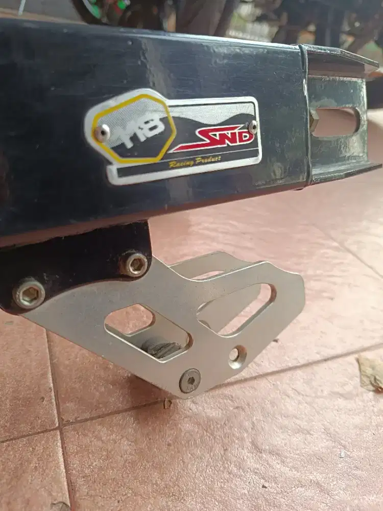 Swing arm merk SND KLX / D-TRACKER 150