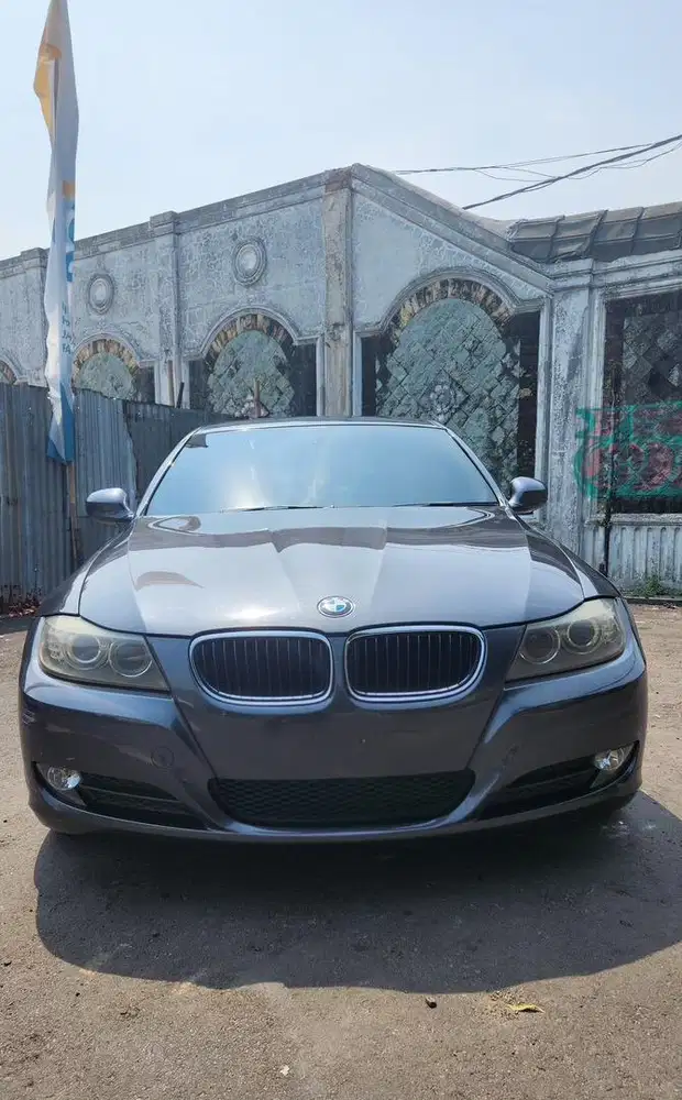 BMW E90 230i iDrive LCI 2010 Automatic Executive
