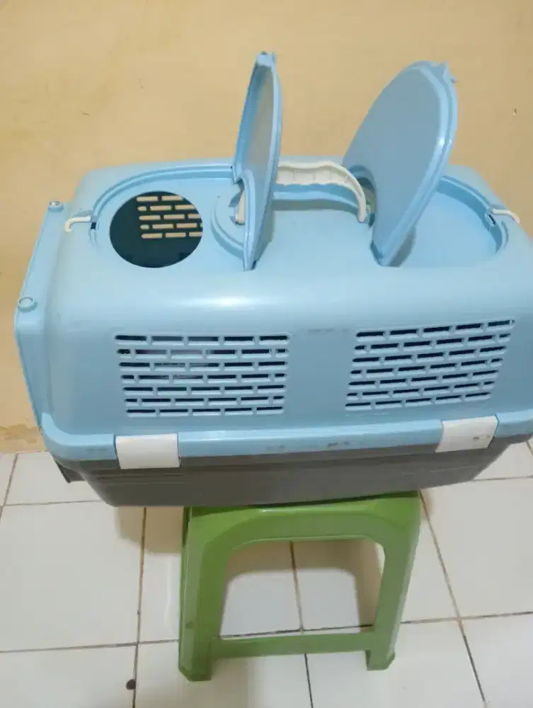 Pet cargo size jumbo ad lubang pentalasi diatas