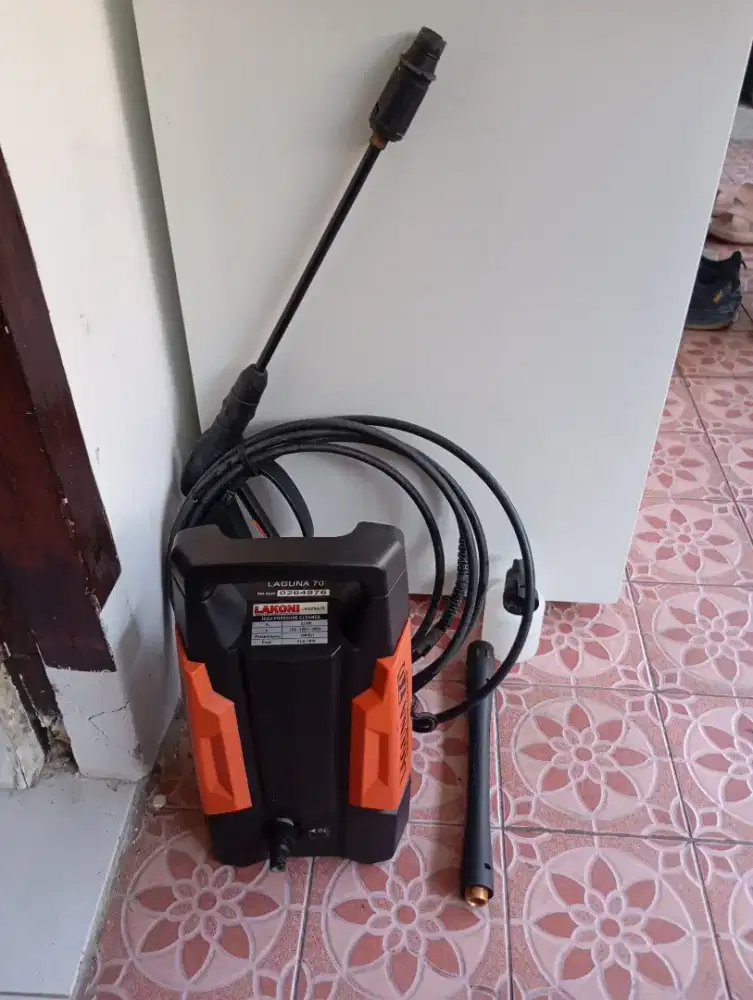 STEAM MOTOR ATAU MOBIL LAKONI LAGUNA 70