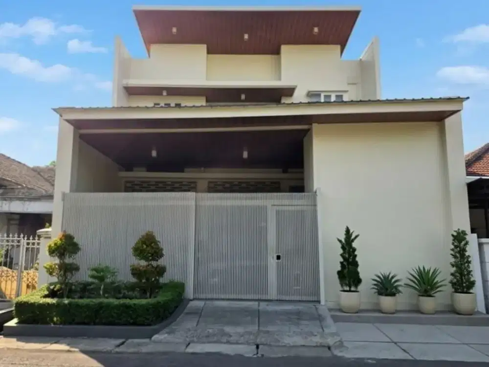 Rumah Manyar Indah MINIMALIS SIAP HUNI ROW 4 MOBIL