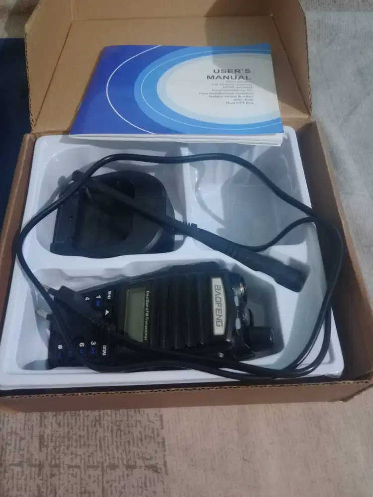 HT Baofeng Dual Band VHF & UHF