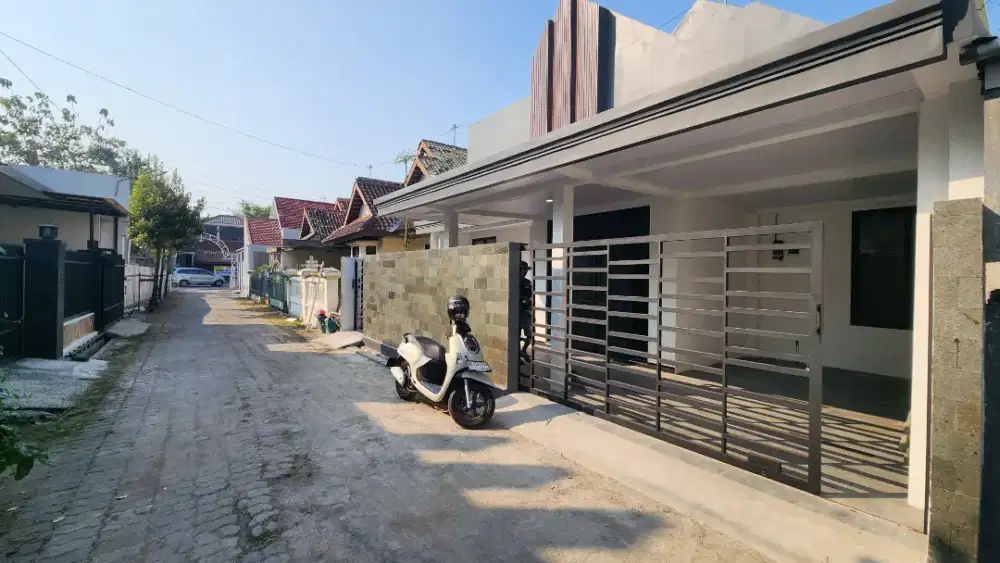 Rumah Mezzanine Luas 151m  Modern Classic Cluster