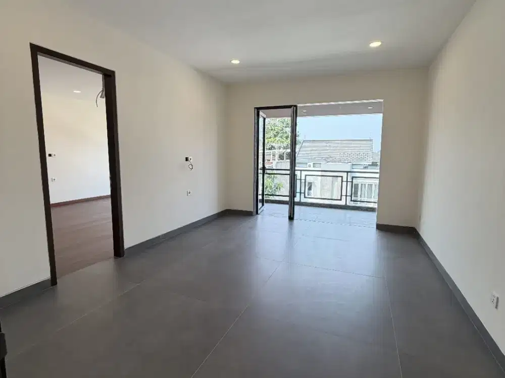 RUMAH HOEK BRAND NEW BANGUNAN MANDIRI Jelita - Alam Sutera