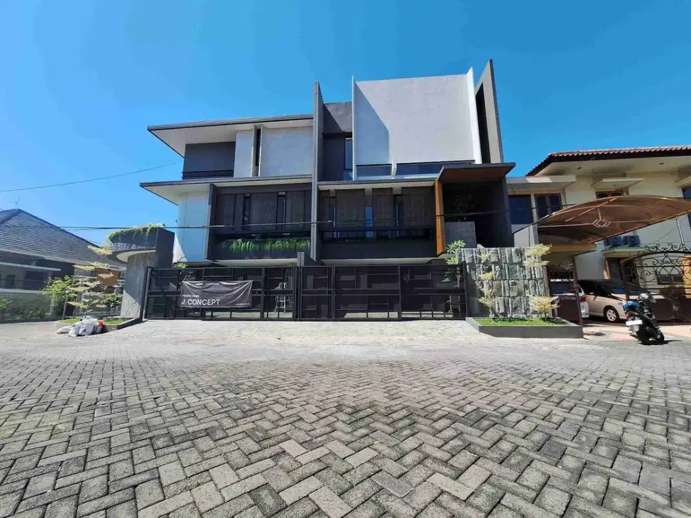 Dijual Manyar Kertoadi Rumsh Mewah 3 Lantai