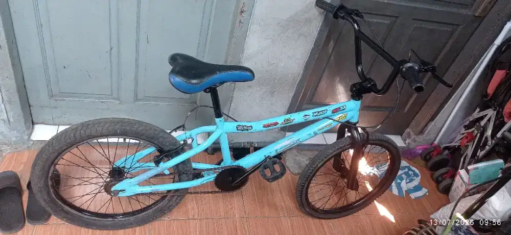 SEPEDA BMX UK 20