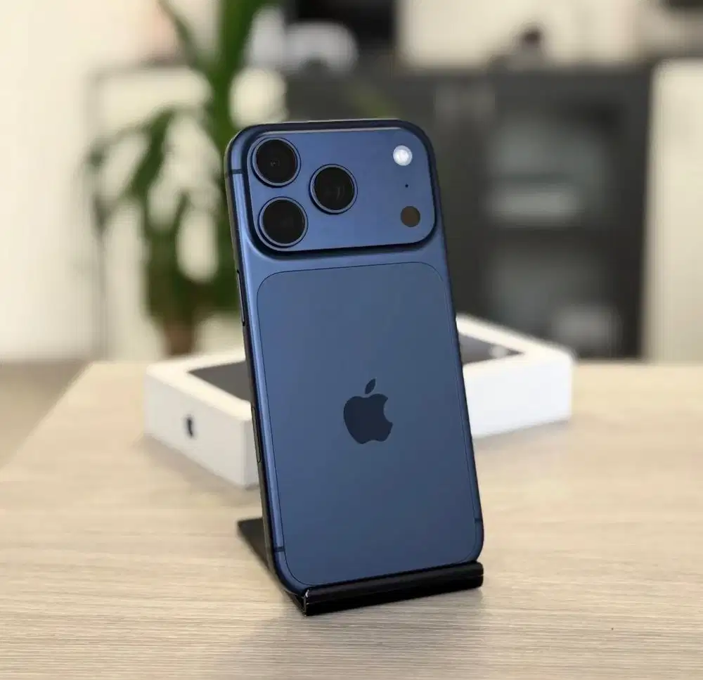 Iphone 17 pro 256 blue (baru) gratis adapter, case dan anti gores
