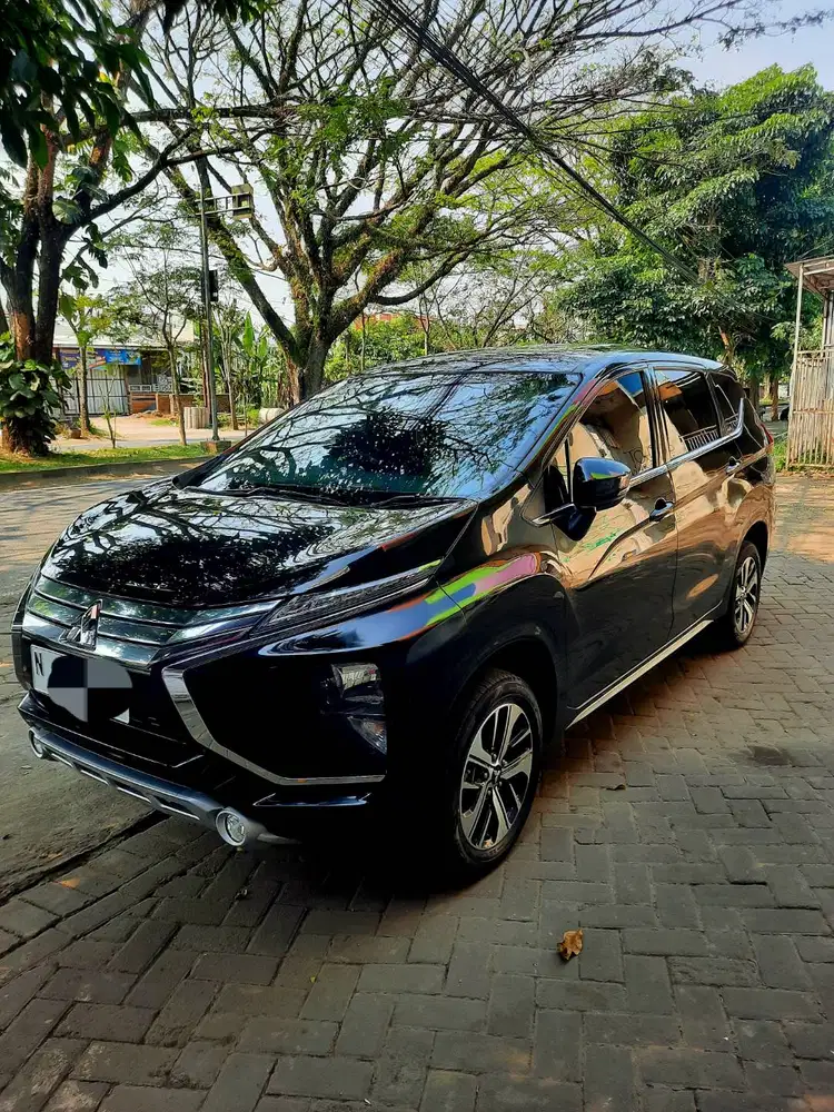 Mitsubishi Xpander Sport MT 2019 – Hitam (Tangan Pertama dari Baru)