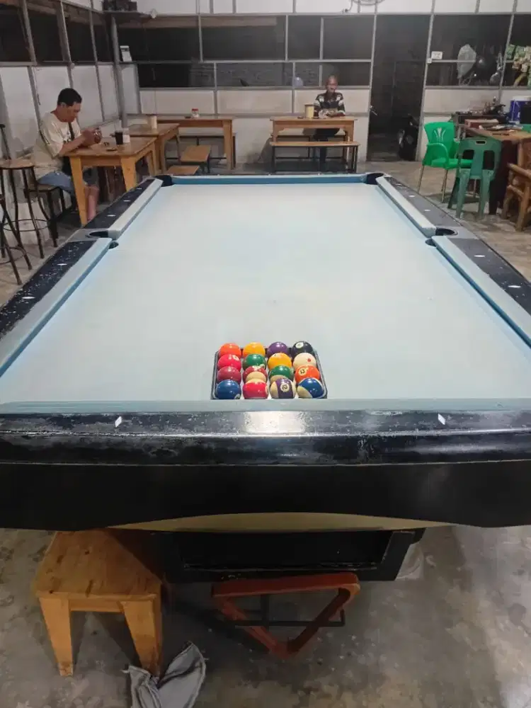 Meja billiar dijual cpt..kondisi cek smpnpuas