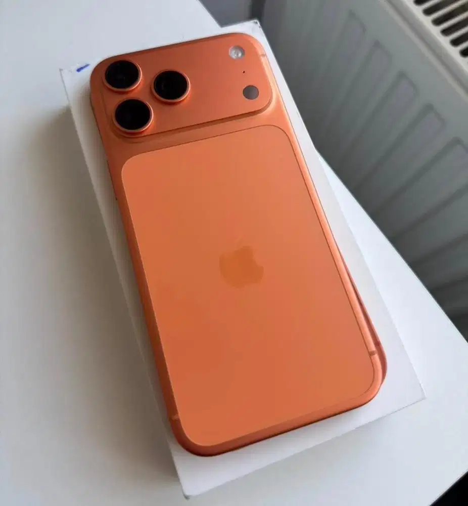 Iphone 17 pro 512 orange (baru)/msi free Adapter, case, anti gores