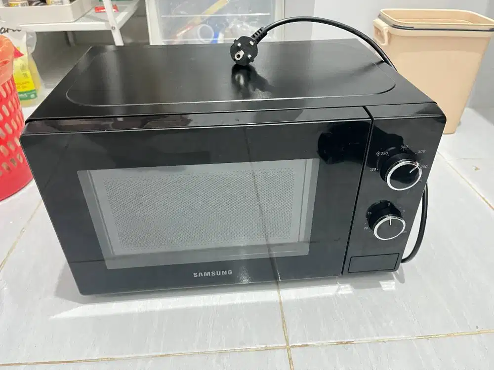 Microwave Samsung MS20A3010AL/SE (Tahun 2024)