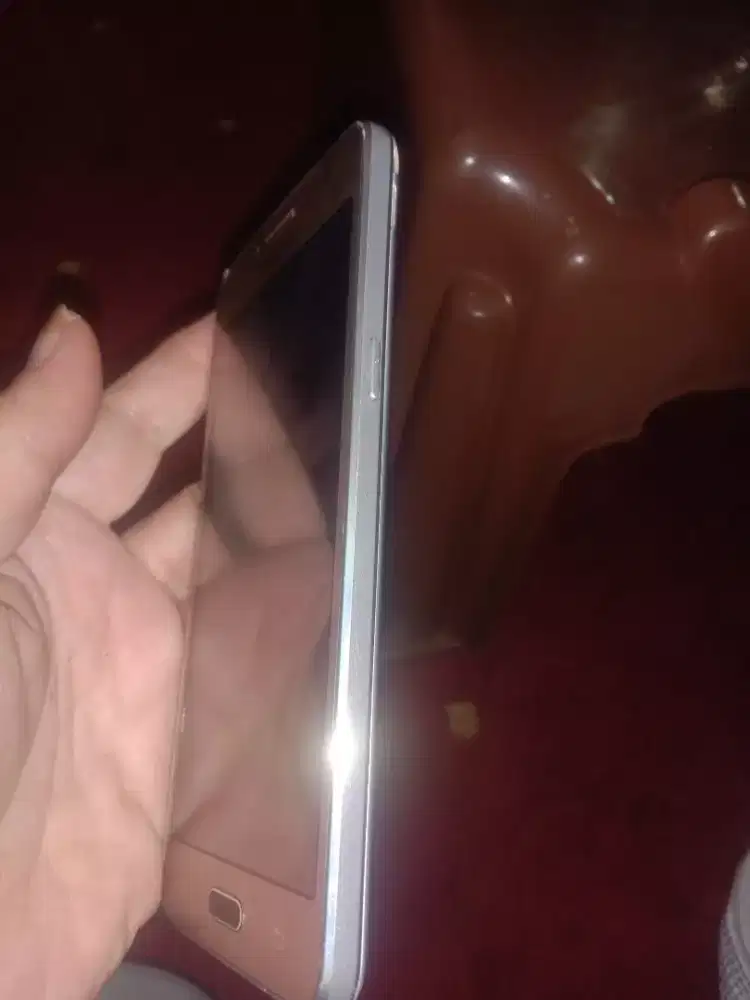Samsumg galaxi j2 prime