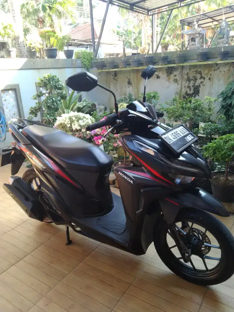 Dijual Honda Vario 125 milik pribadi dijual karena Uda gak dipakai