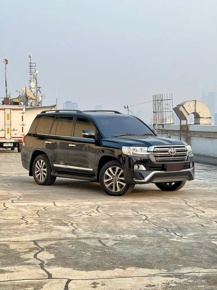 Toyota Land Cruiser Vx-r Vxr 200 Diesel 2016