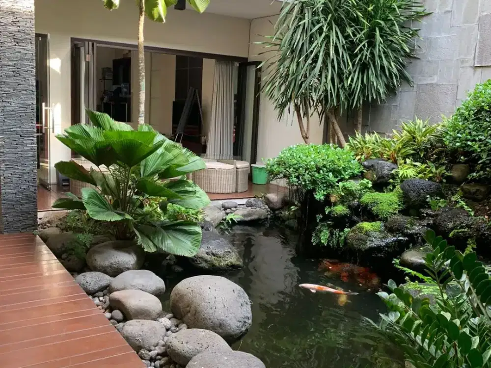Dijual Rumah Mewah dan Kantor 3Lt Full Furnish Luas 401m² Kawasan Exclusive Kota Malang