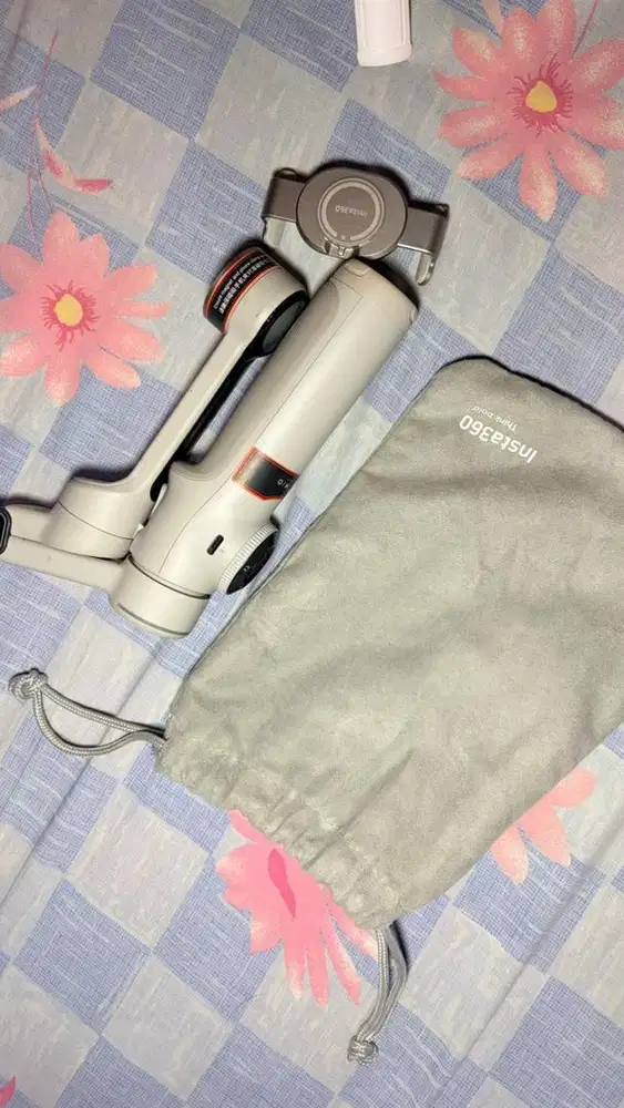 INSTA 360 Flow 2 Pro