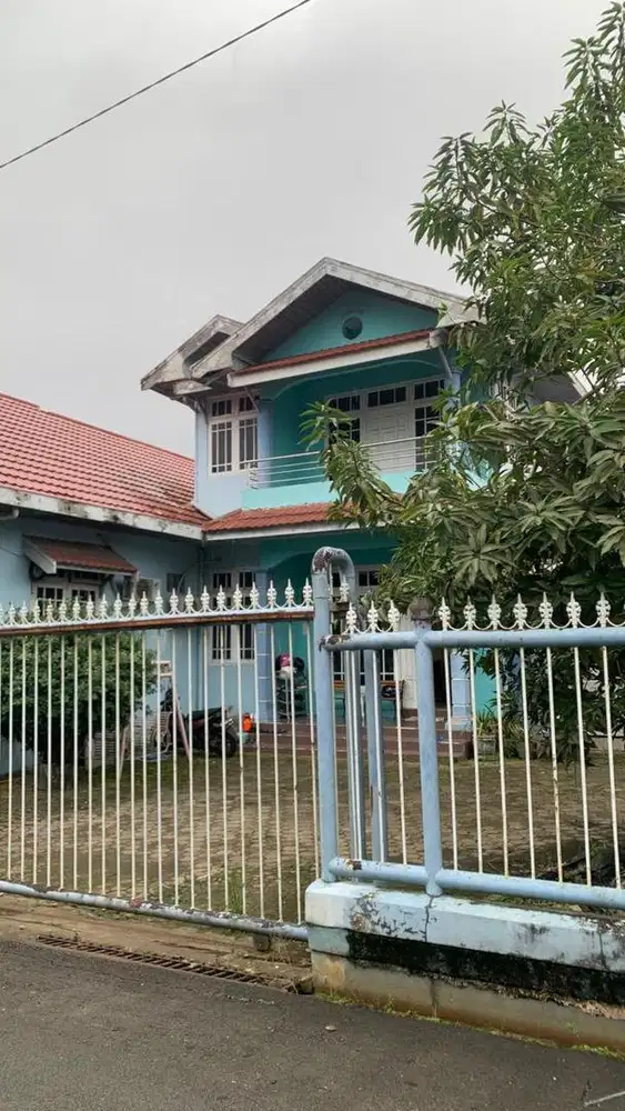 DIJUAL RUMAH 2 LANTAI – LUAS, NYAMAN, SIAP HUNI