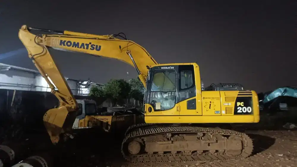Jual Murah EVAKATOR Komatsu PC200 KONDISI MSH BGS NORMAL SEMUA