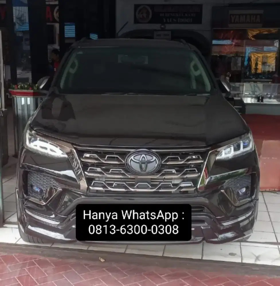 Toyota Fortuner Modif Automatic 4x2 Hitam Tahun 2018