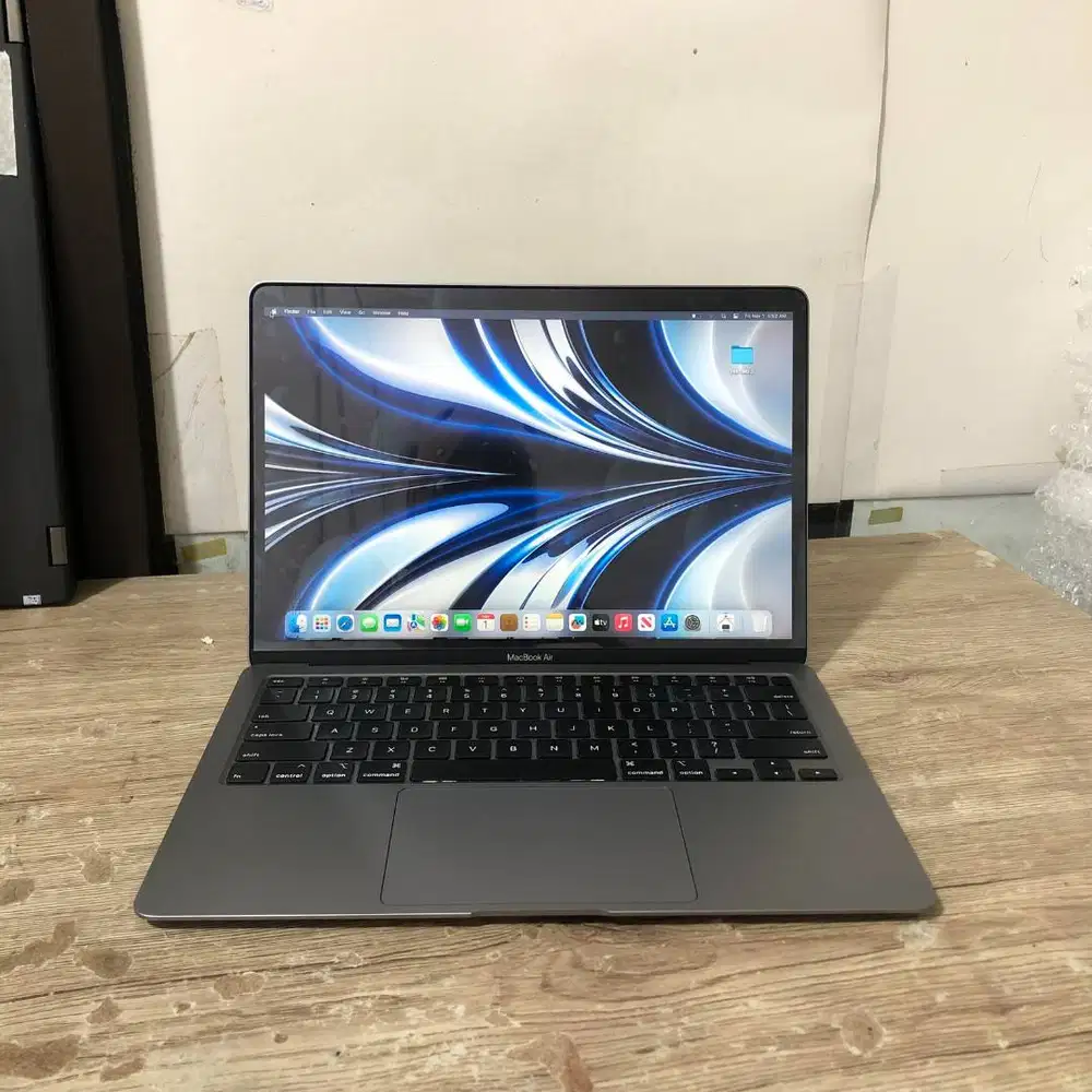 Macbook Air 13 inch 2020 i3 *RSK