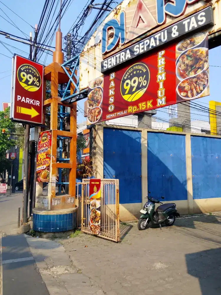 Over tempat usaha