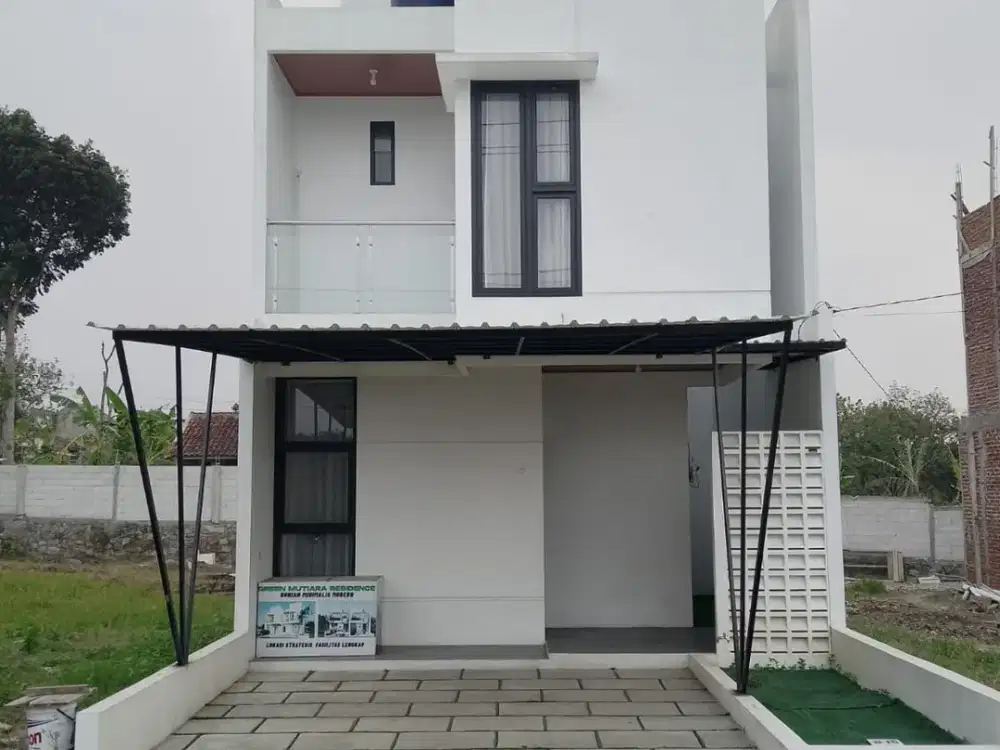Dijual Rumah Modern 2 Lantai , Super Strategis, Fasilitas Lengkap,