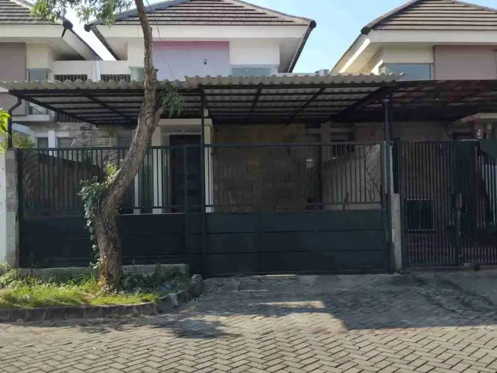 Dijual cepat harga BU ,rumah Puri Safira Menganti Gresik