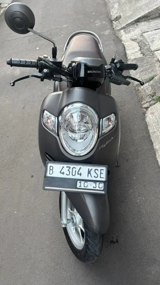 Motor Scoopy th 2020 KM rendah