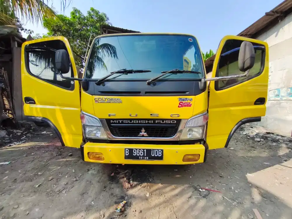 MITSUBISHI CANTER PS 125 SUPERSPEED TAHUN 2011
