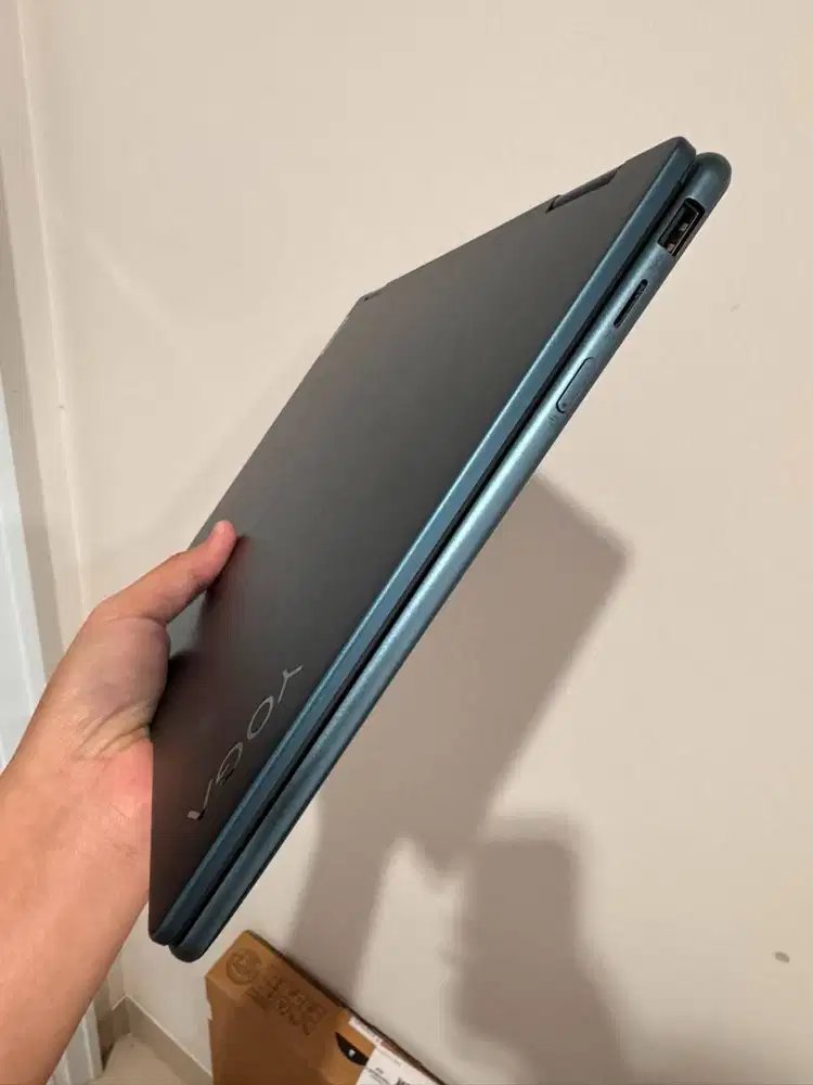 Lenovo Yoga Slim 7 2in1 ( Ex-demo display Mulus 100% )