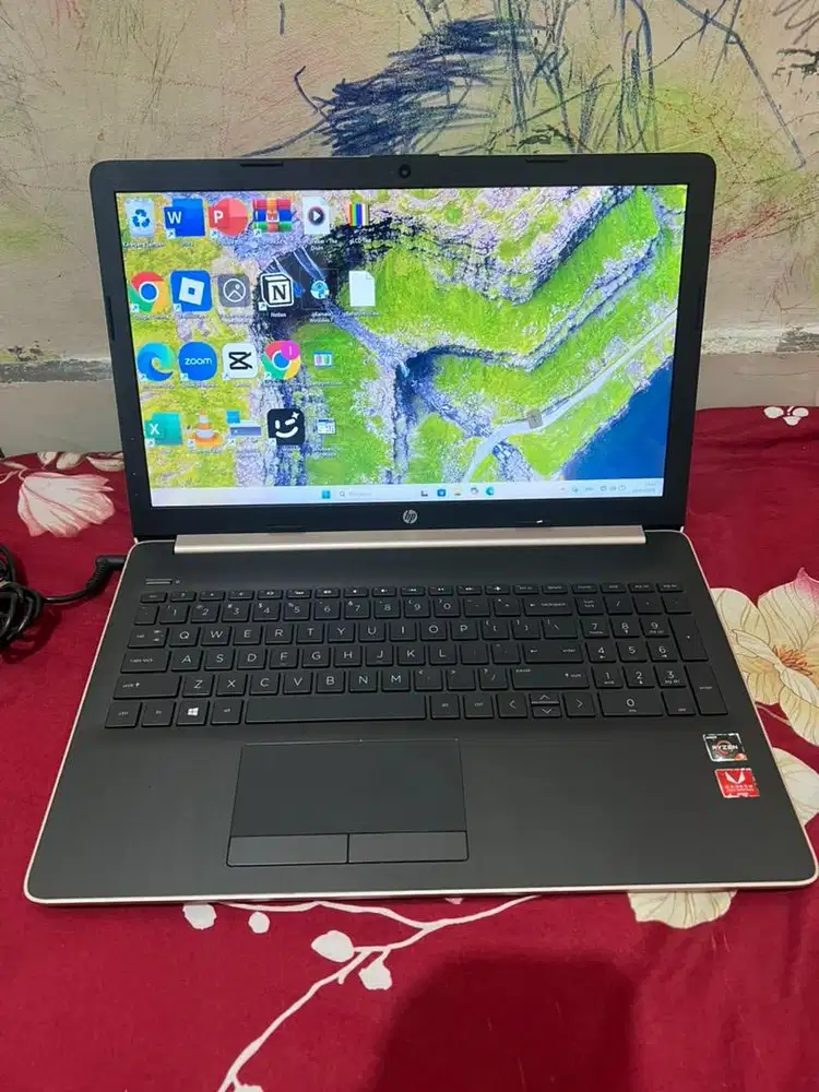 HP Laptop 15-db1xxx AMD Ryzen 5 3500U RAM 16Gb HDD 1Tera SSD 512Gb
