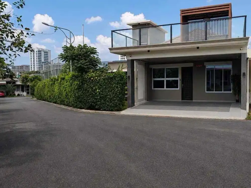 Jual Rumah Royal Grande 2 Hook 1.5 Lantai Full Furnish LT 300m2 2043