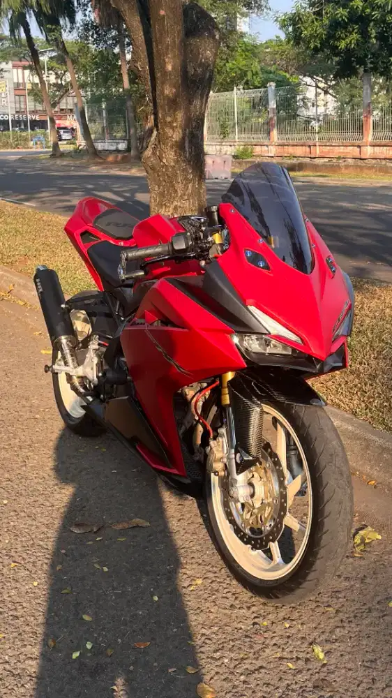 2018 CBR250RR RED DOFF