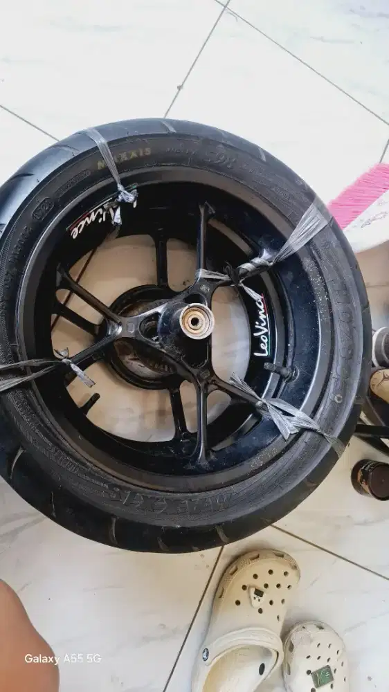 ban dan velg standar aerox